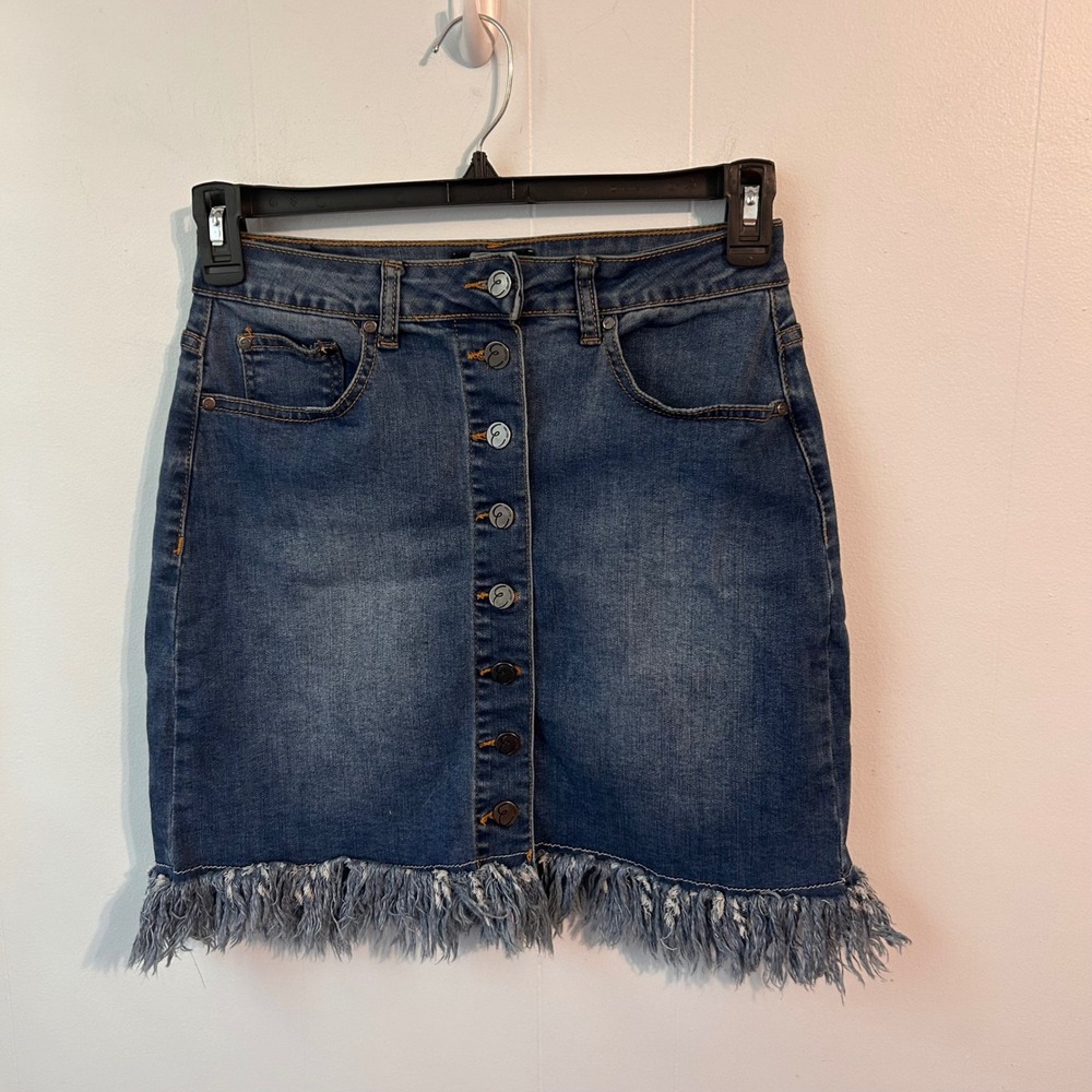 Earl Jean Women Medium Wash Button Front Frayed Fringe Hem Denim Mini Skirt 6